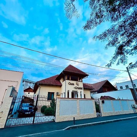 Casa Cristal Târgu Jiu Exterior foto